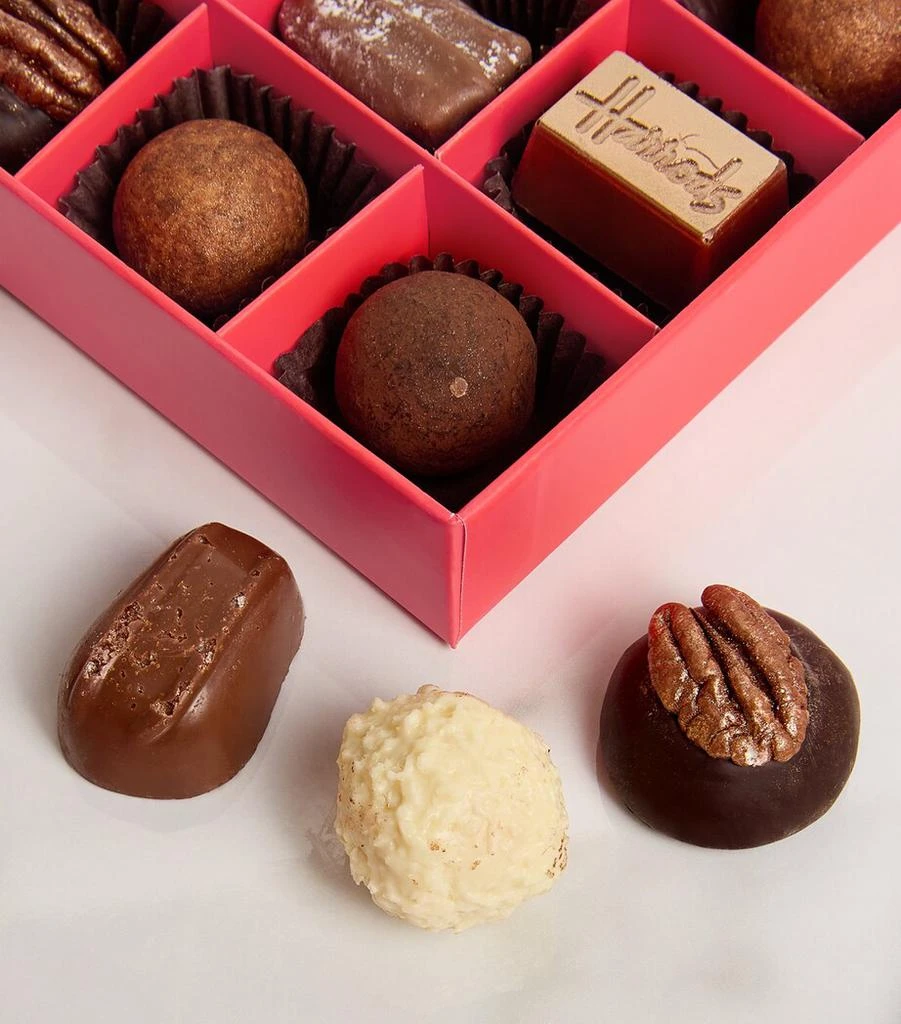 Harrods 16-Piece Luxury Christmas Chocolate Selection (205g) 3
