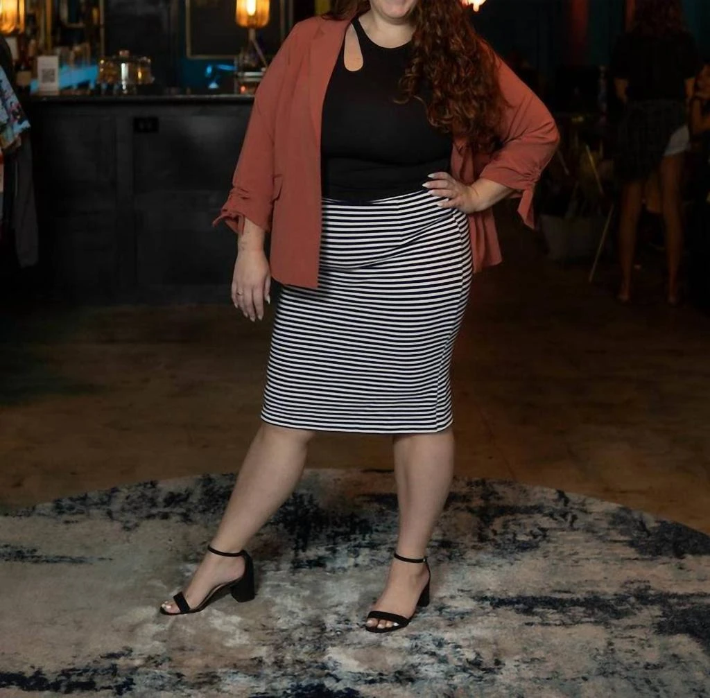 SKIES ARE BLUE Skies Are Blue - Tie Sleeve Blazer - Plus