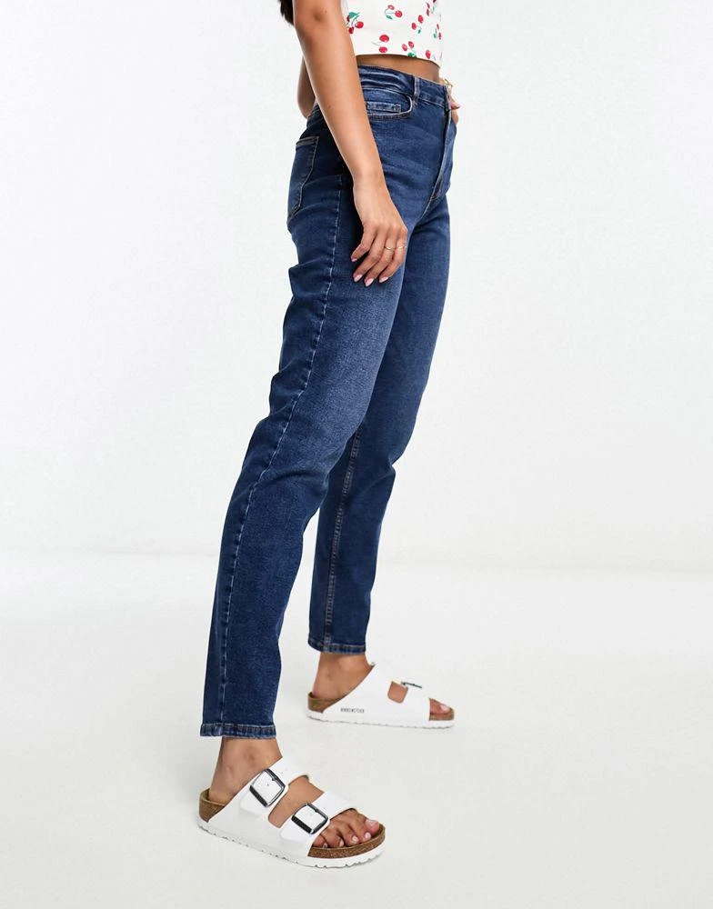 Pieces Pieces Kesia mom jeans in dark blue denim 4
