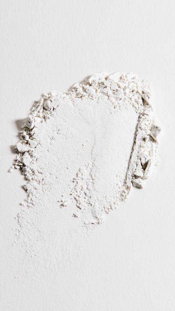 Trish McEvoy Translucent Finishing Powder
