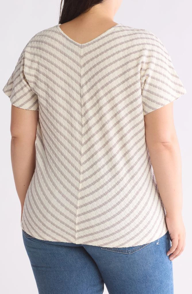 Bobeau Mitered Stripe V-Neck Top 2