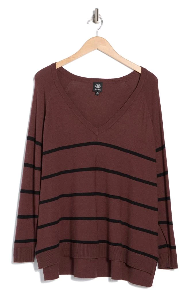Bobeau V-Neck Exposed Seam Sweater 3