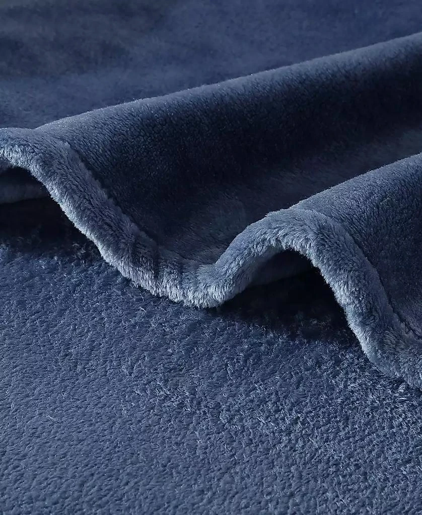 Tommy Bahama Solid Ultra Soft Plush Blanket 3