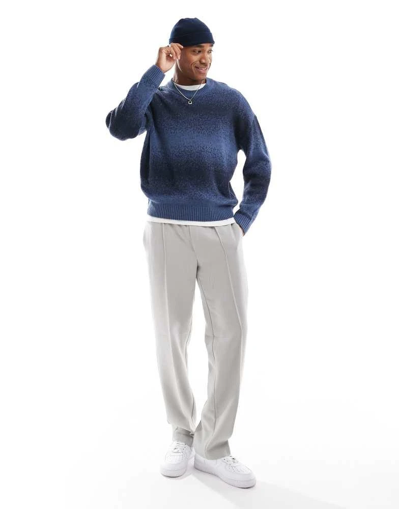 HOLLISTER Hollister knitted boxy jumper in navy ombre 1