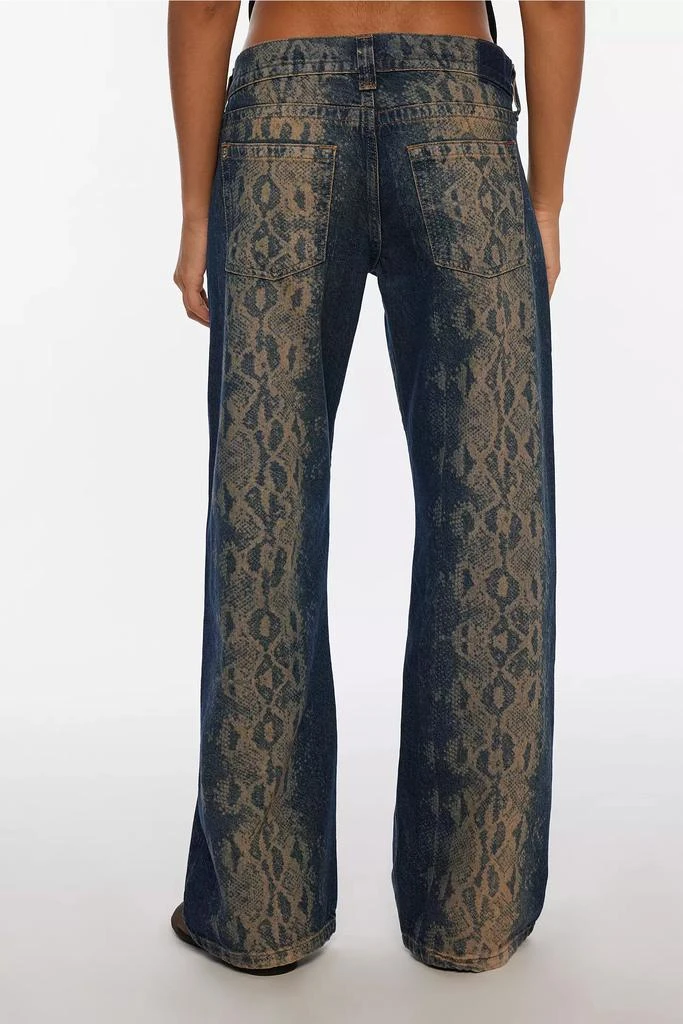 BDG BDG Kayla Printed Low-Rise Slouchy Jean 5
