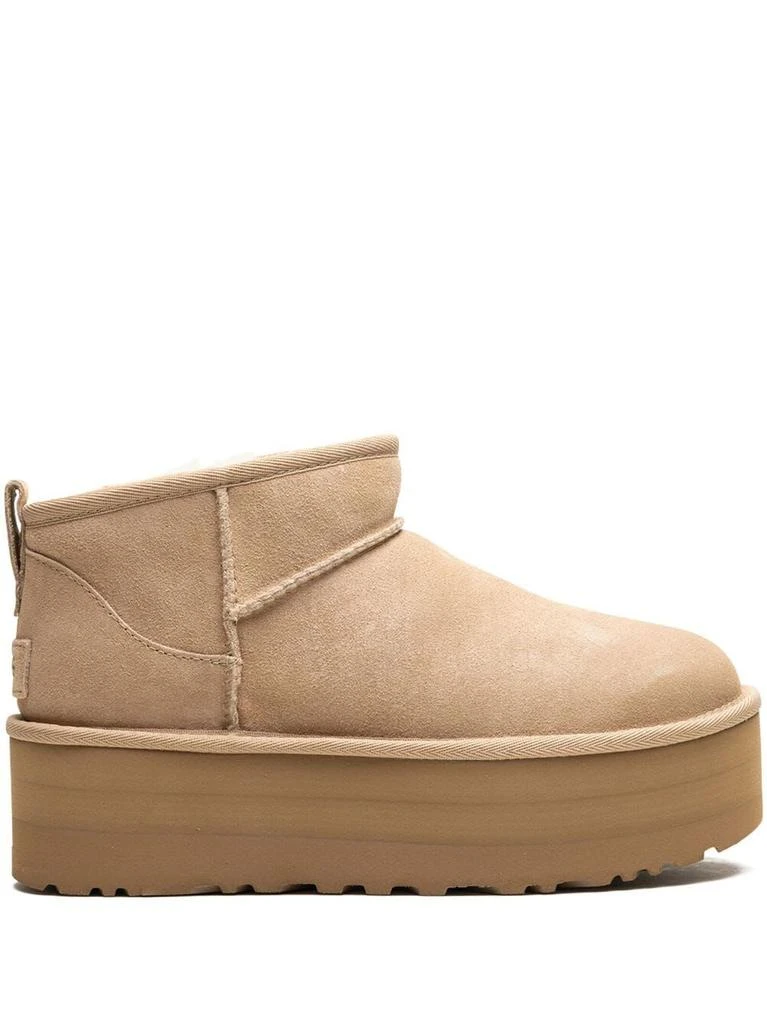 UGG Woman Classic Ultra Mini Platform Boots 1