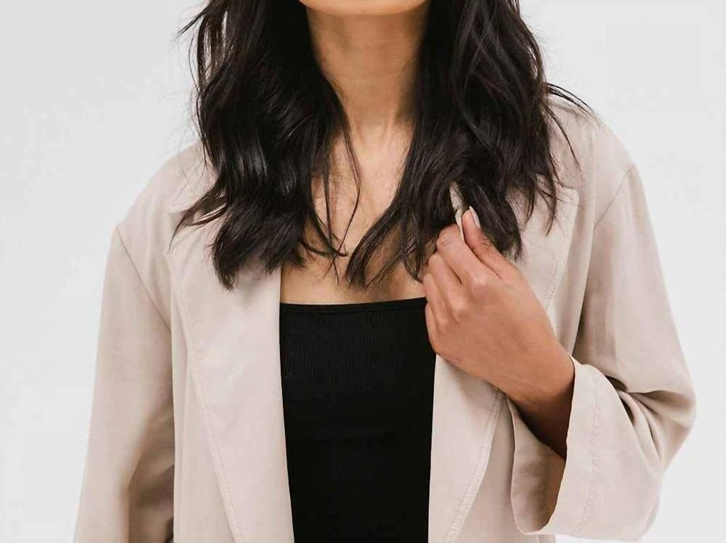 Shop Gigi Pip - Wes Tall Fedora Hat on Sale at BeyondStyle  display picture 2