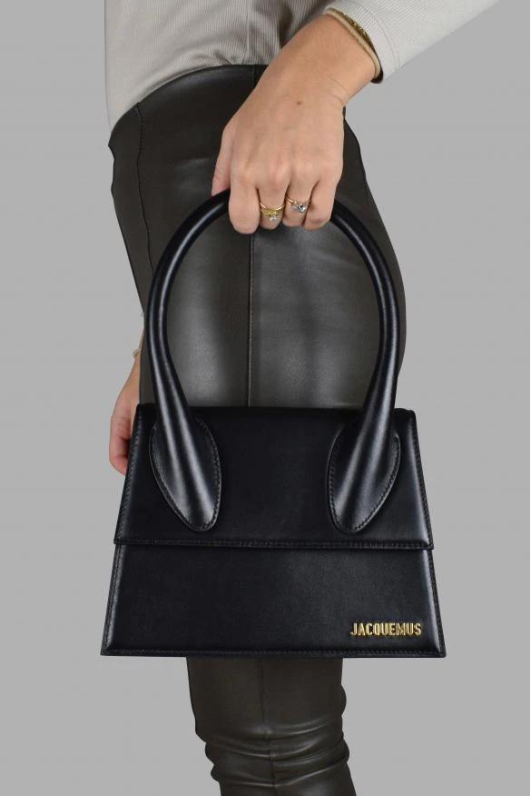 Jacquemus Le Grand Chiquito 2