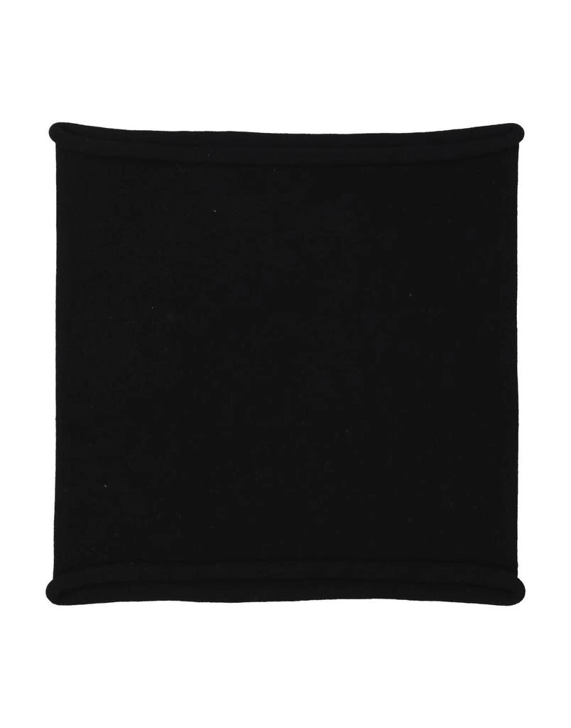 ISABEL BENENATO Scarves and foulards