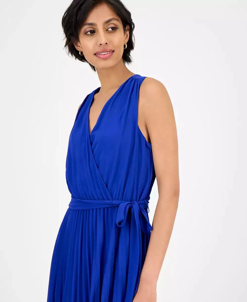 Sandra Darren Women's Sleeveless Pleated Maxi Dress 2