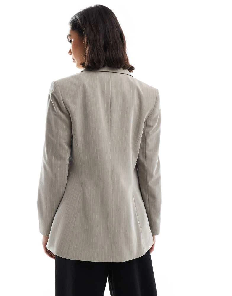 Stradivarius Stradivarius fitted blazer in taupe pinstripe 2