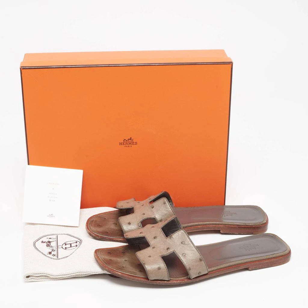 Hermes Hermes Green Ostrich Leather Oran Sandals Size 40.5 9