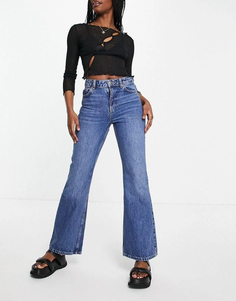 Topshop Topshop 90s flare jeans in mid blue 1