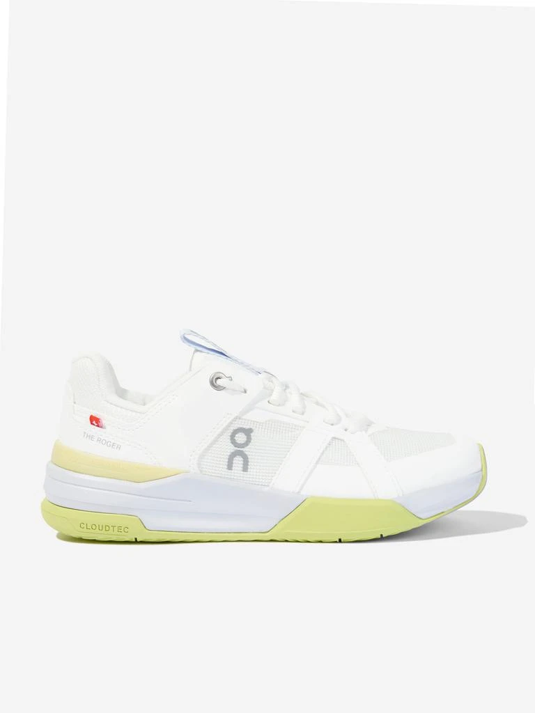 On Running On Running Kids The Roger CH Pro Youth Trainers in White 1