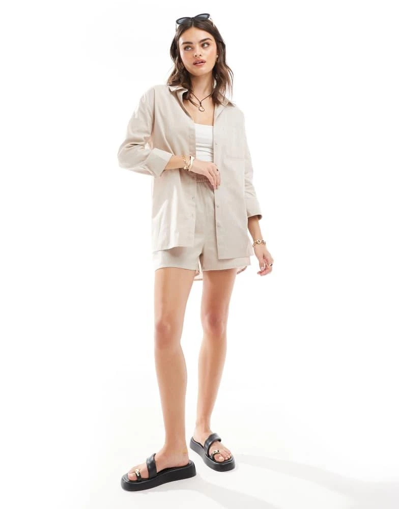 Esmée Esmee Exclusive oversized long sleeve beach shirt in oat 2