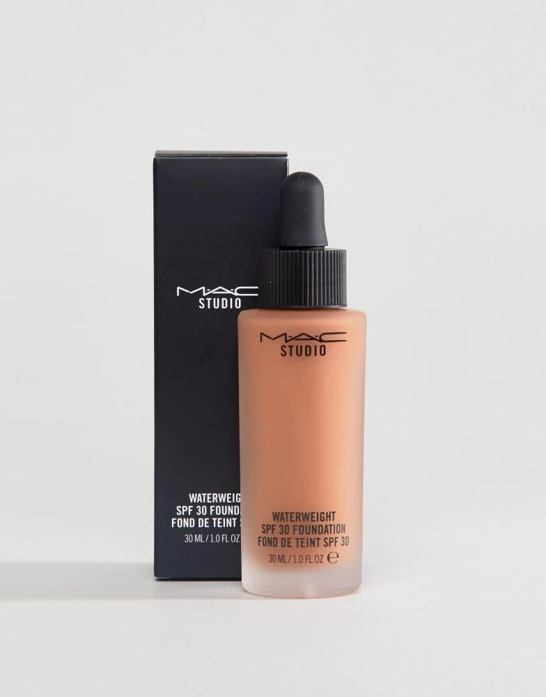 MAC MAC Studio Waterweight SPF 30/PA++ Foundation 25