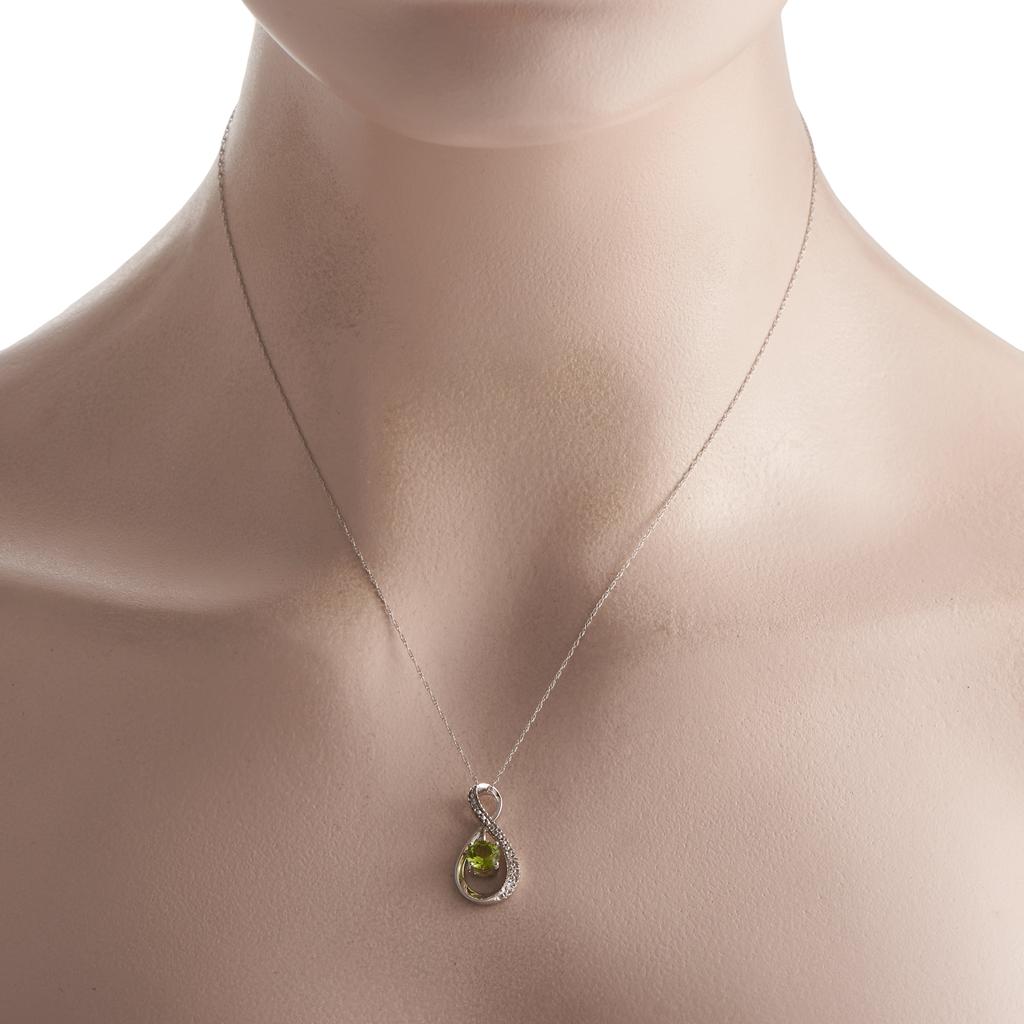 Non Branded 14K White Gold 0.03ct Diamond and Peridot Pendant Necklace PD4-15537WPE