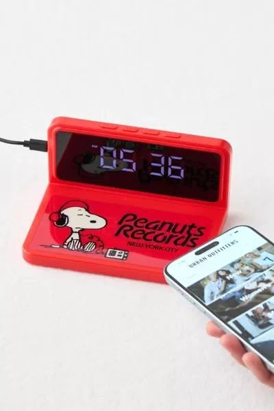 Urban Outfitters SOAR Peanuts Alarm Clock & Wireless Charger 3