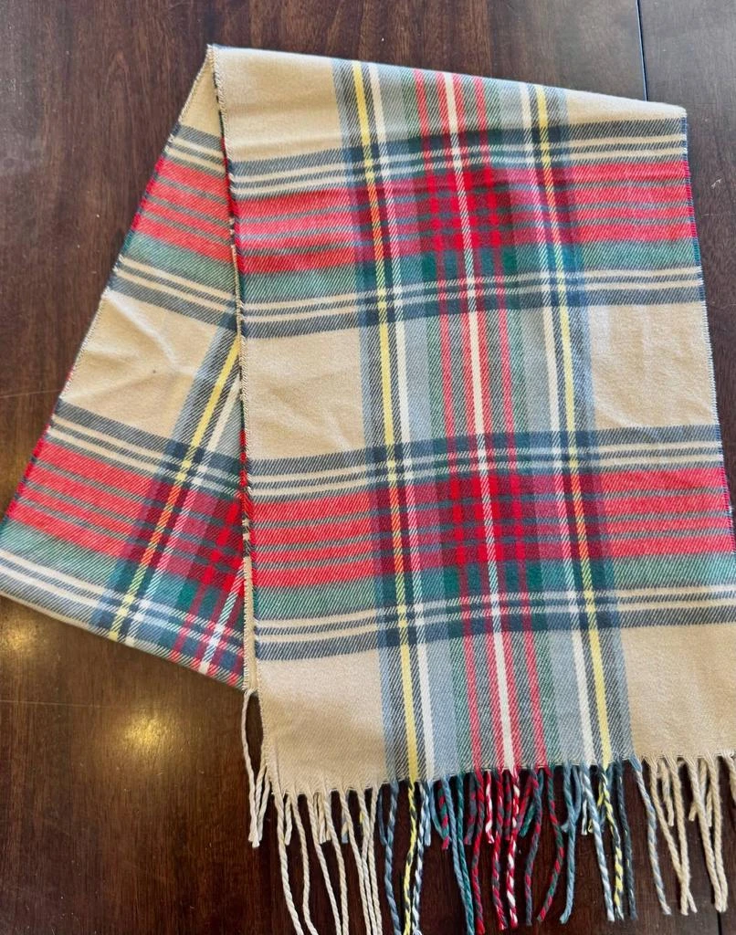 Sage 
Clare Sage 
Clare - Unisex Premium Cashmere Scarf