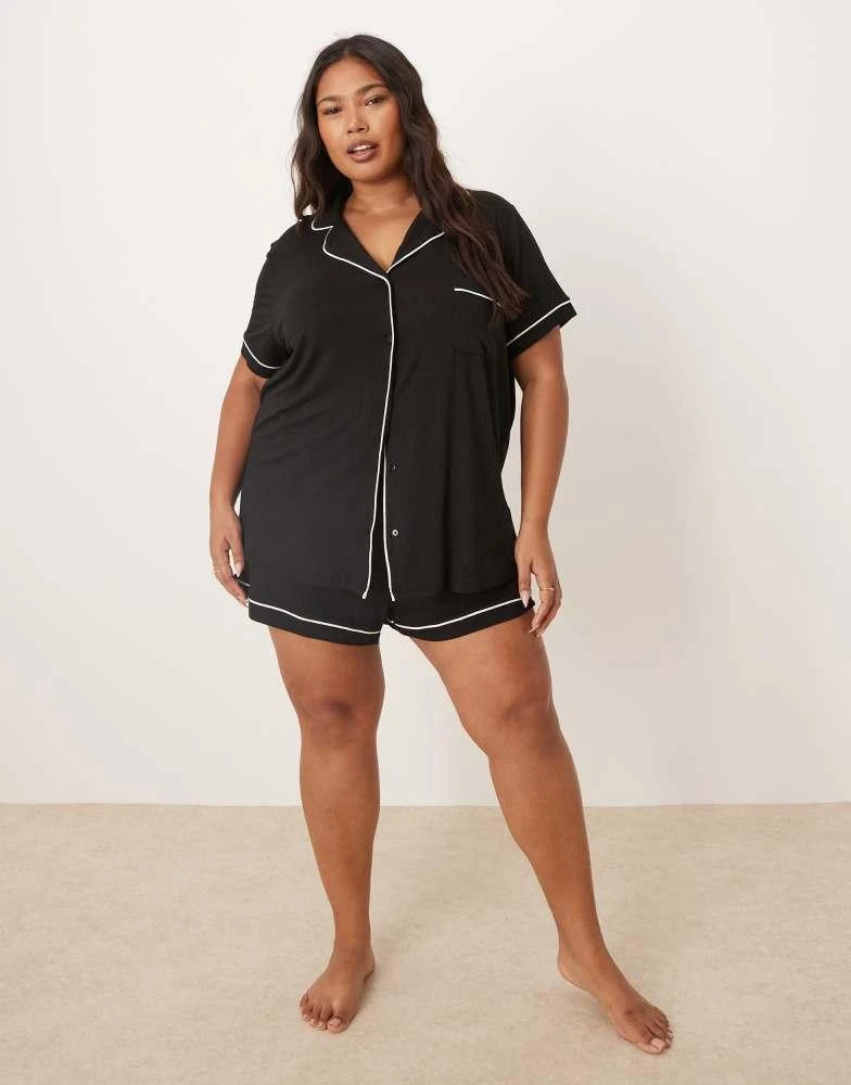 ASOS ASOS DESIGN Curve super soft short sleeve shirt and short