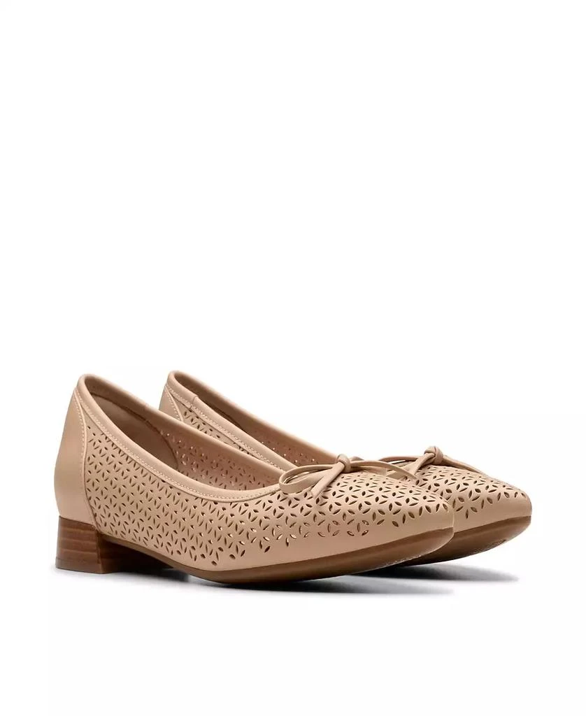 Clarks Collection Women's Natalyn Step Slip-On Shoes 5