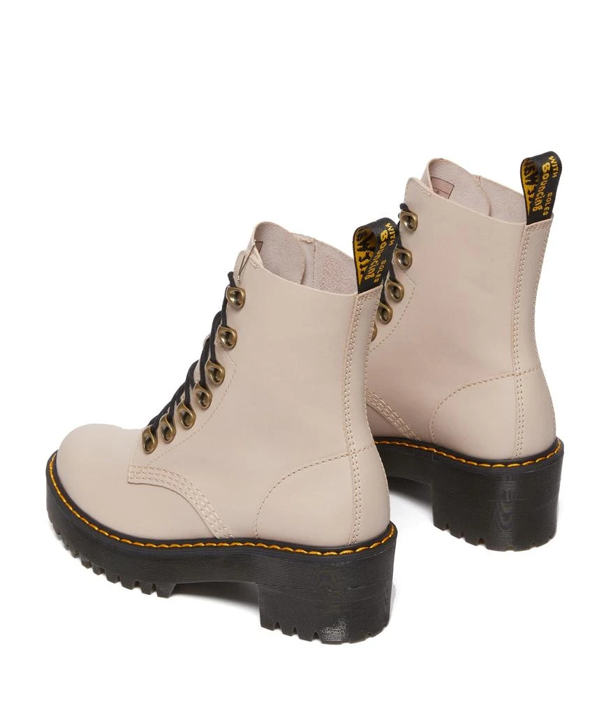 Dr. Martens Leona 5