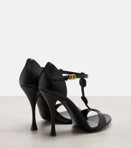 Dolce
Gabbana Embellished sandals 2