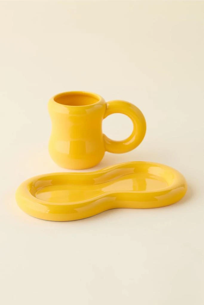 Urban Outfitters Zaya Bubbled Ceramic Saucer Plate 
Mug Set 3