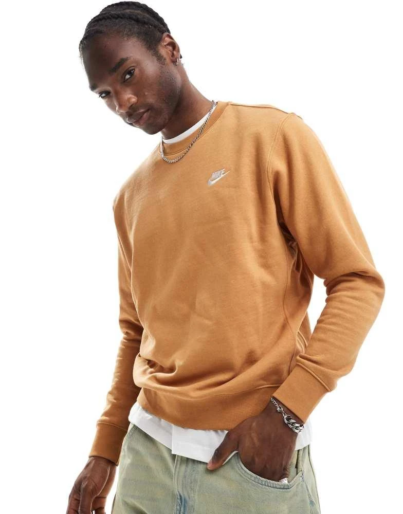 NIKE Nike Club unisex crew sweatshirt in brown 1