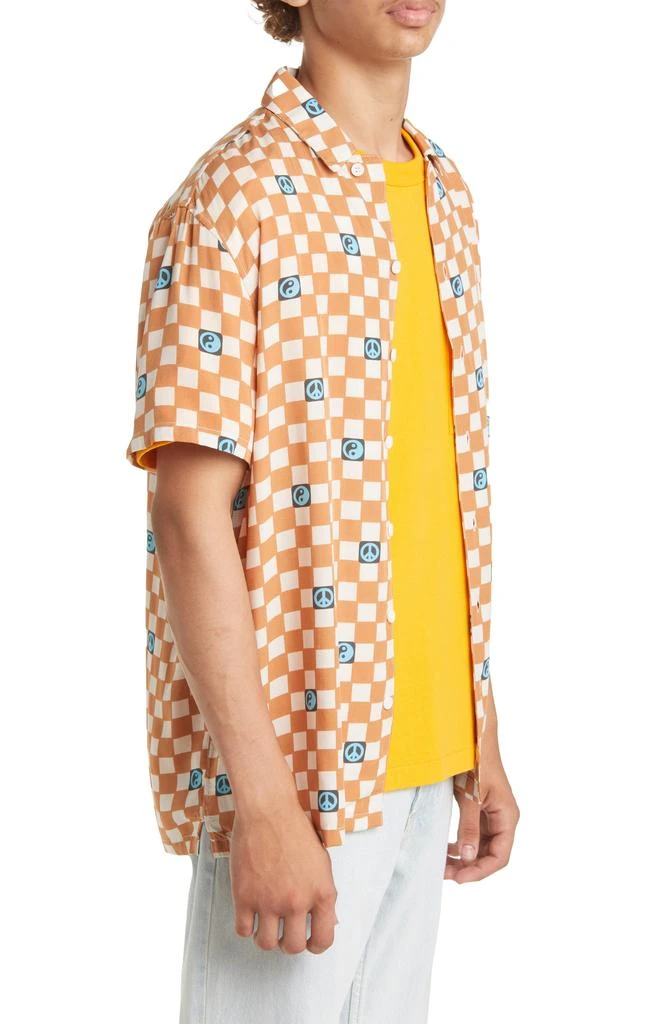 PacSun Checkers Resort Short Sleeve Button-Up Shirt 4
