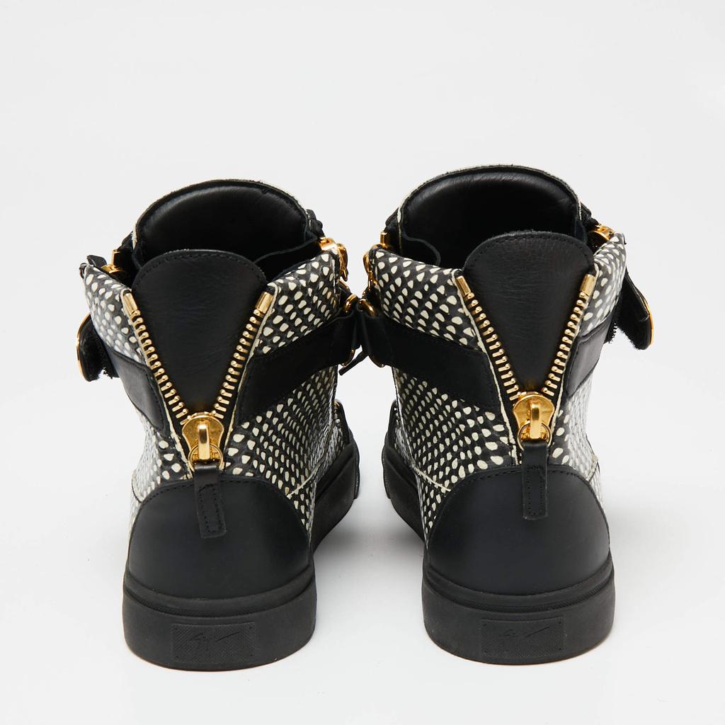Shop Giuseppe Zanotti Black/White Snakeskin Embossed And