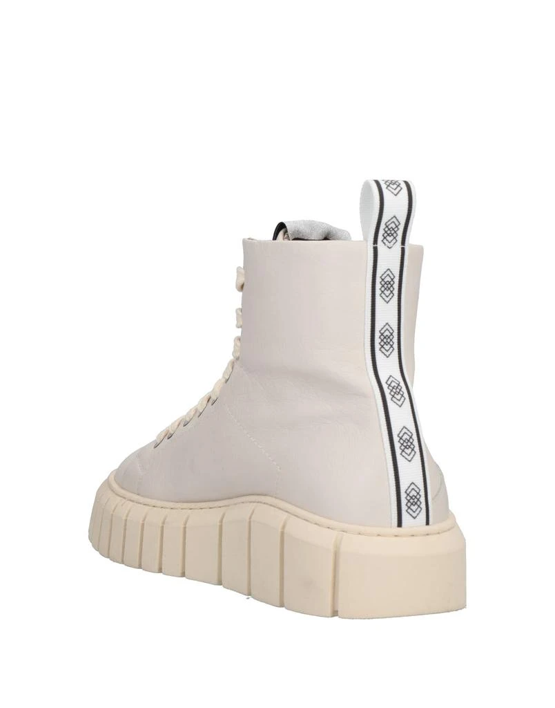 ALAN BAICH Sneakers 3