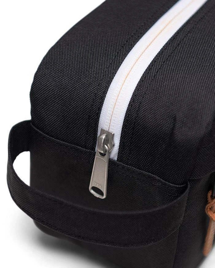 Herschel Supply Chapter Travel Kit 8