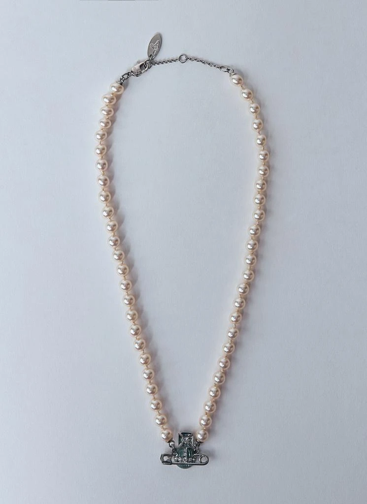 Vivienne Westwood Kitty Pearl Necklace 1