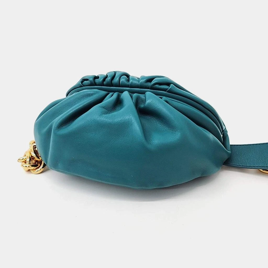Bottega Veneta Bottega Veneta Blue Leather Belt Chain Pouch  display picture 3