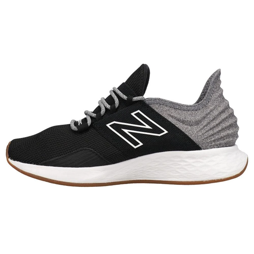 New Balance Fresh Foam ROAV Running Shoes 3