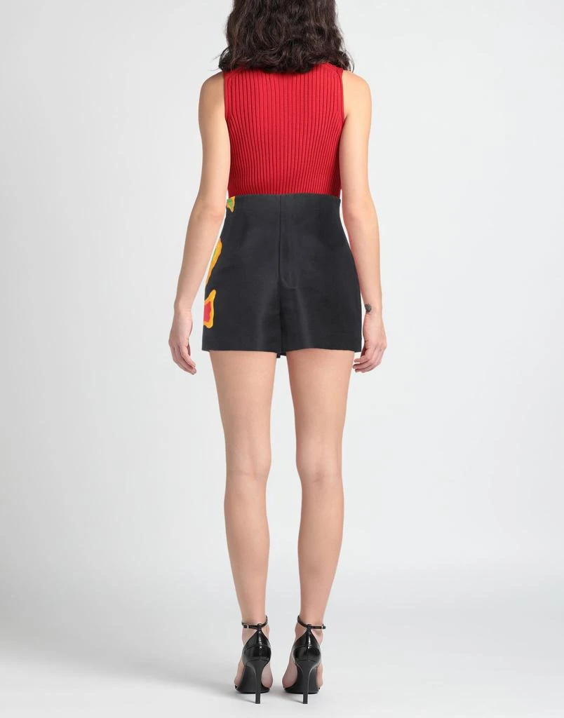 Valentino Shorts
Bermuda 3