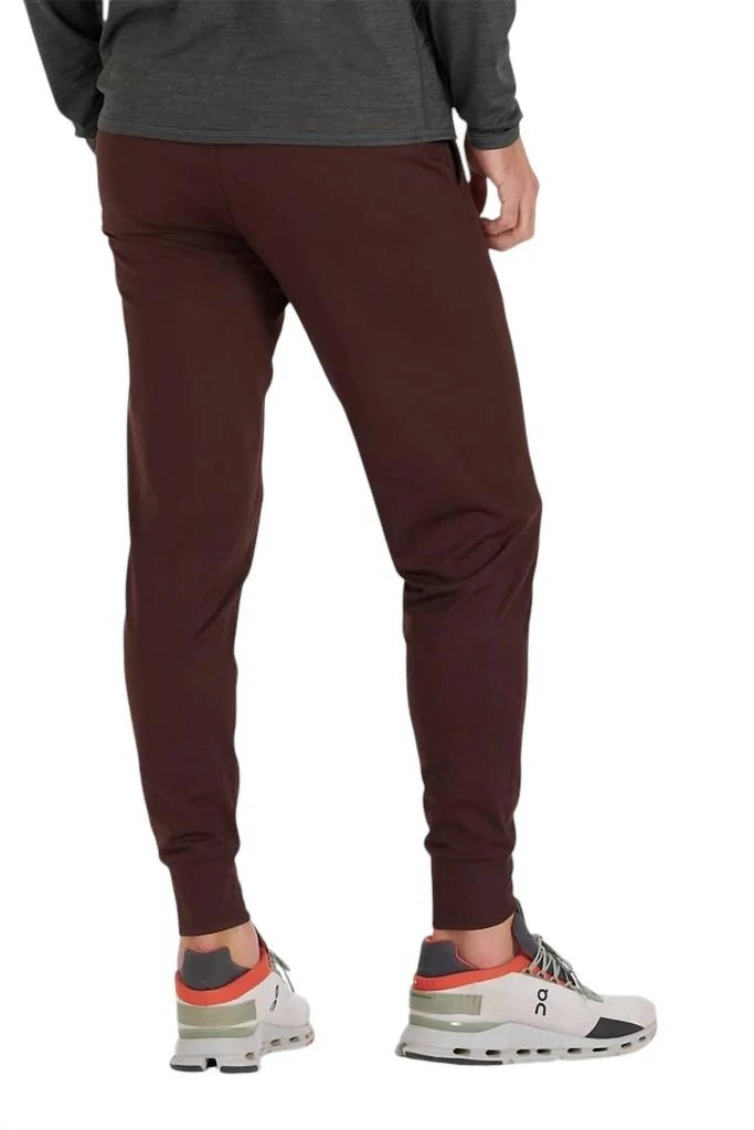 Vuori Sunday Performance Jogger In Oxblood 2