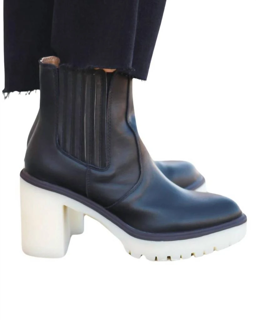 OASIS SOCIETY Anastasia Platform Boot In Black 1