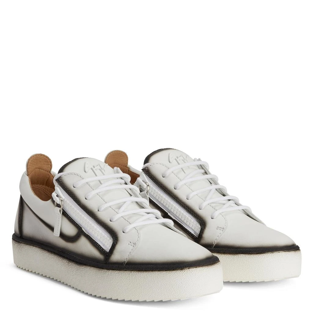 Giuseppe Zanotti Frankie 2