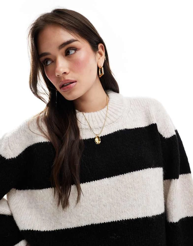 ASOS ASOS DESIGN oversized crew neck jumper in stripe 1