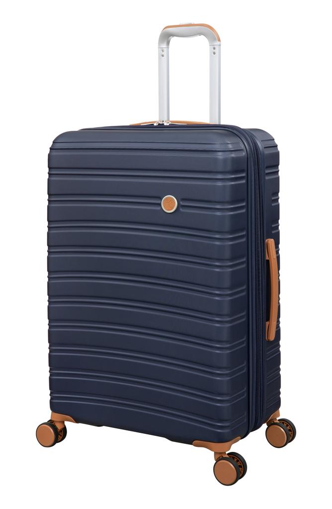 it luggage Fusional 27-Inch Hardside Spinner Luggage
