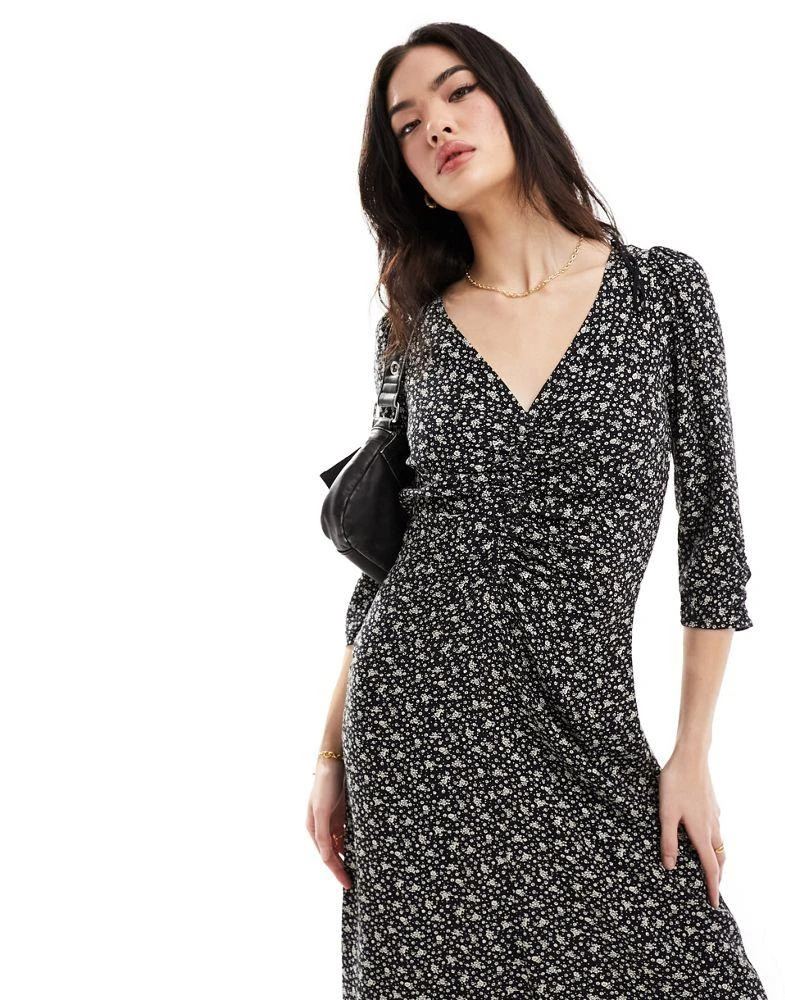 & Other Stories & Other Stories midi dress with ruched front and v neck in mono ditsy print 2