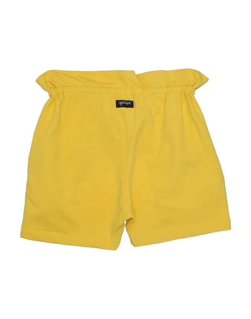 YPORQUÉ Shorts & Bermuda 2