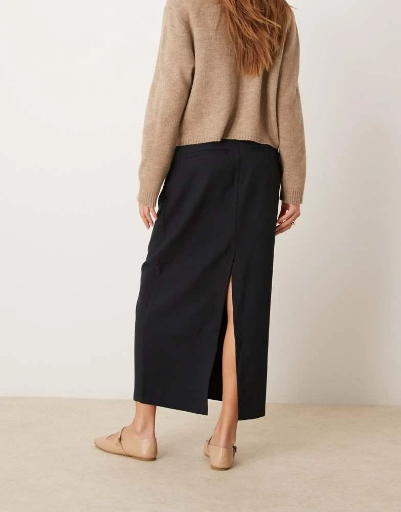 Abercrombie & Fitch Abercrombie & Fitch mid rise tailored maxi skirt in black 2