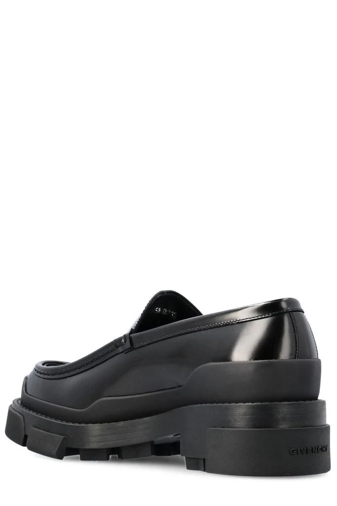 Givenchy Givenchy Terra Logo Plaque Slip-On Loafers 3