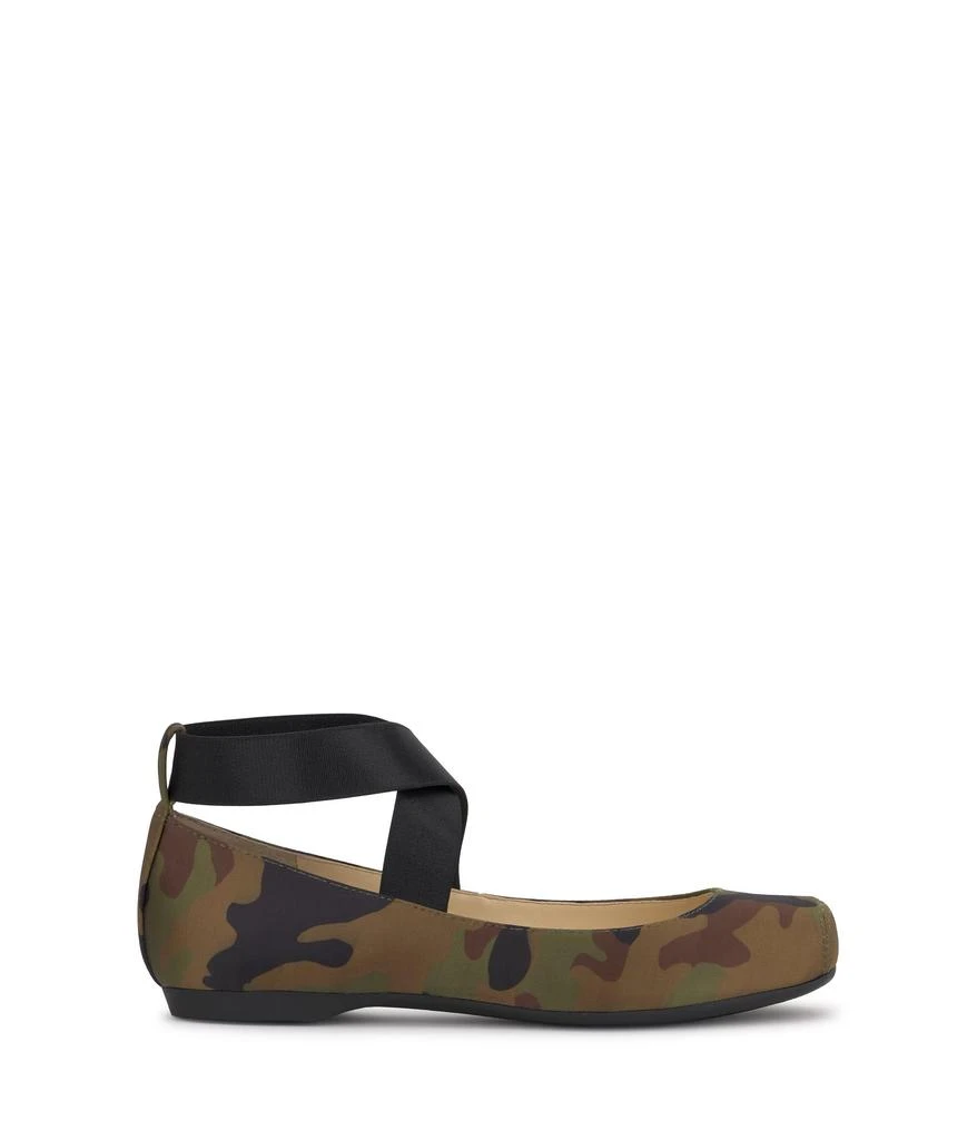 Jessica Simpson Mandalaye Flat 5