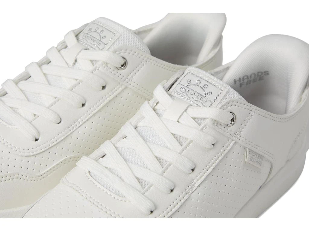 SKECHERS Hands Free Slip-Ins Bobs D
Vine - So Hooked 6