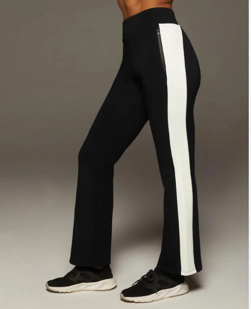 Michi Michi - Carve Pull On Sweatpants