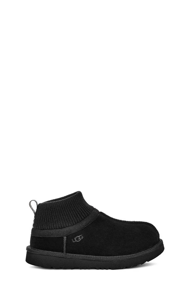UGG KIds
 Classic Ultra Stretch Mini Boot 3